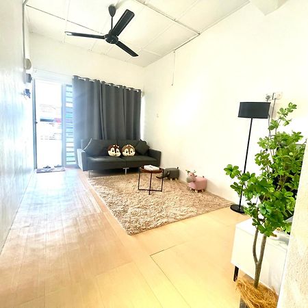 Cozy10Perwira#6Pax#Netflix#Neariconcity&Iconicpoint Villa Simpang Ampat  Eksteriør billede